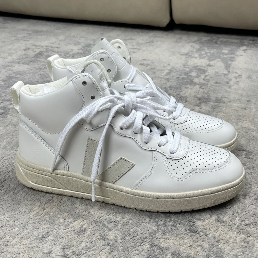 NIB Veja V 15 White Leather High Top Sneakers Womens Sz 8 - Picture 9 of 14
